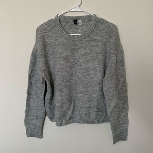 Gray pullover sweater!
